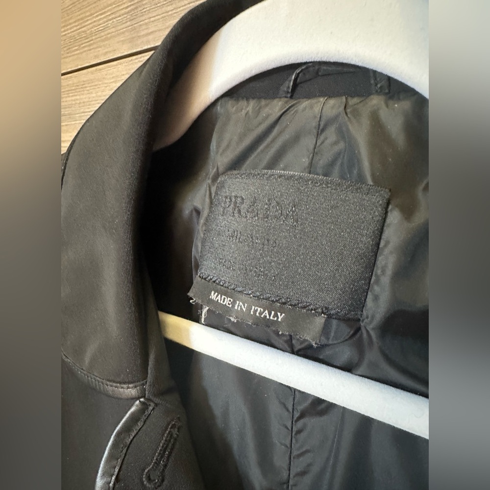 Vintage prada black trench jacket with leather trim - Picture 7 of 12
